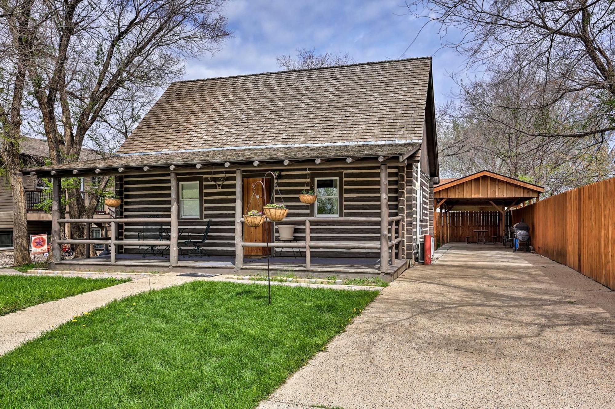 Maltese Ranch Cabin Near Medora Attractions! Villa ภายนอก รูปภาพ